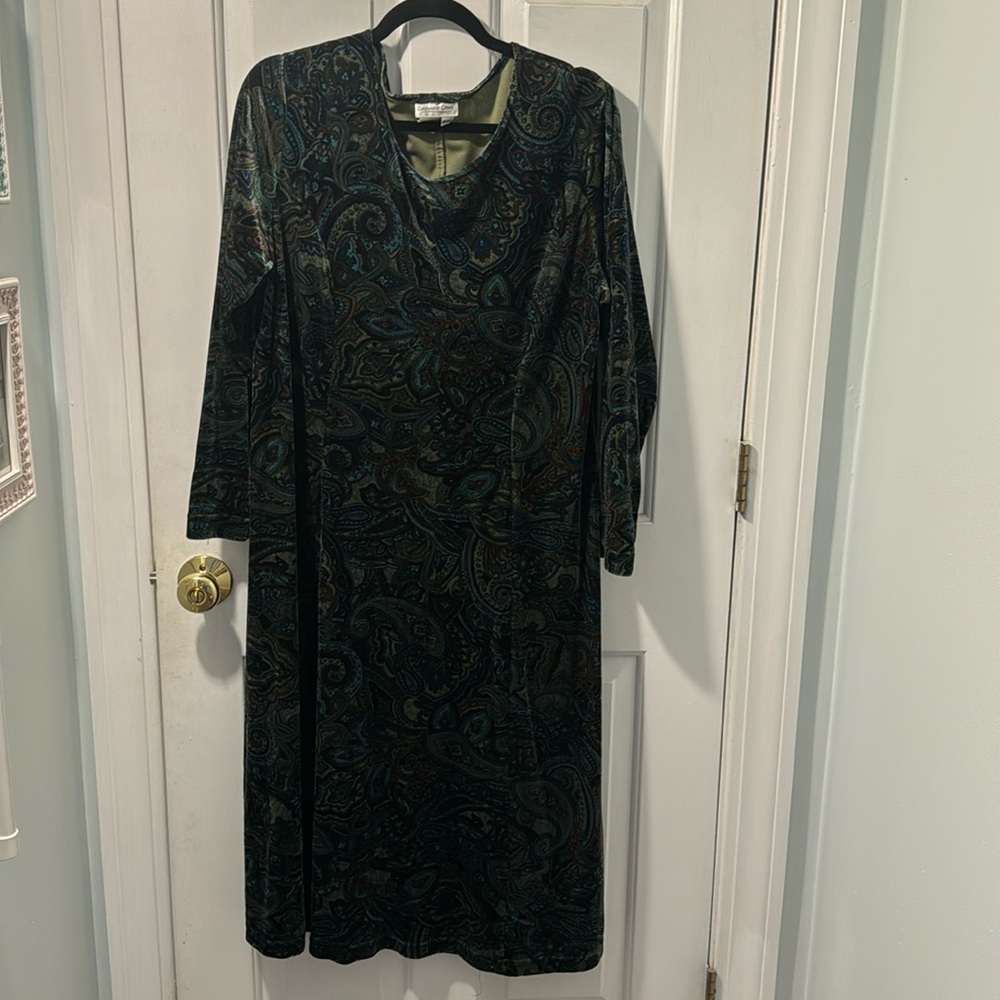 Crushed velvet maxi dress